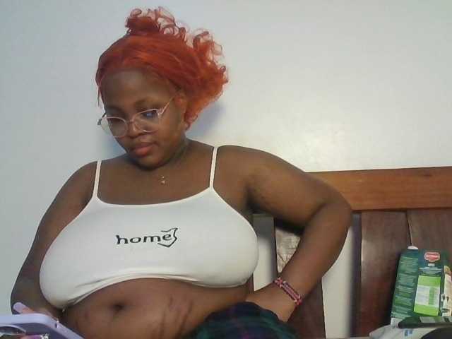 CuteTinkerbella live cam on BongaCams