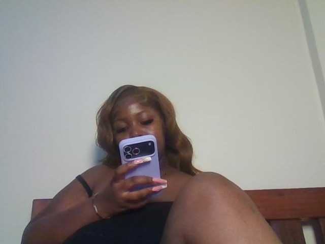 CuteTinkerbella live cam on BongaCams