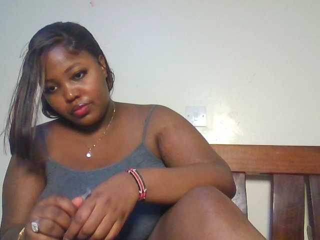 CuteTinkerbella, en directo ahora en BongaCams