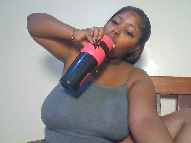 CuteTinkerbella live cam on BongaCams