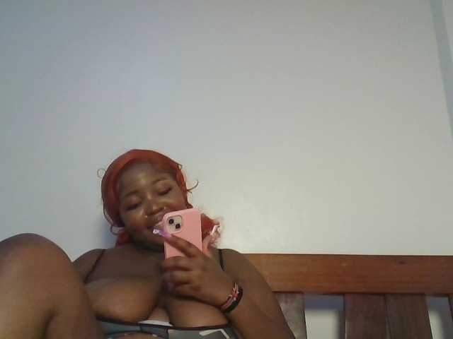CuteTinkerbella live cam on BongaCams