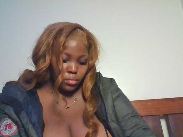 CuteTinkerbella live cam on BongaCams