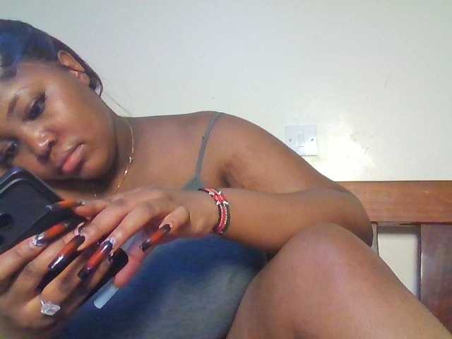 CuteTinkerbella live cam on BongaCams
