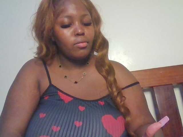 CuteTinkerbella live cam on BongaCams