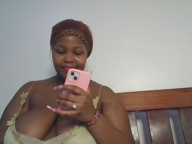CuteTinkerbella live cam on BongaCams