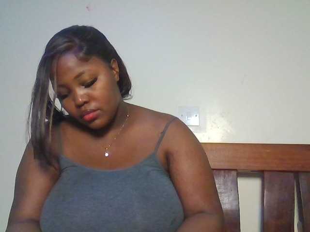 CuteTinkerbella, en directo ahora en BongaCams