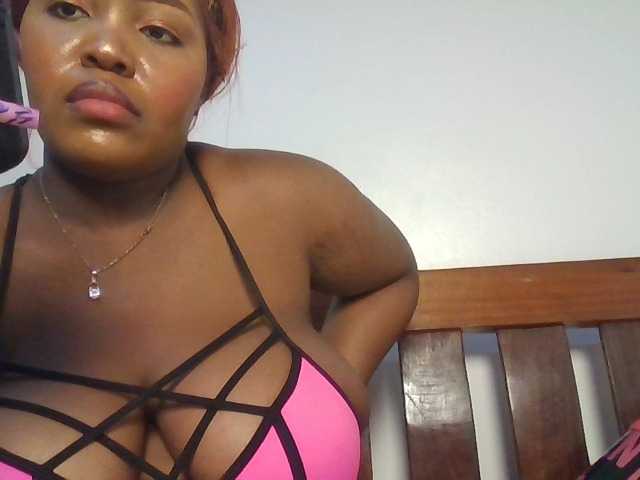 CuteTinkerbella live cam on BongaCams