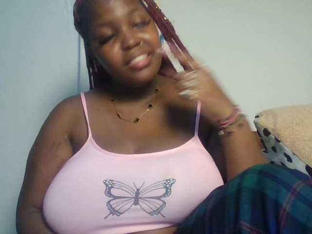 CuteTinkerbella live cam on BongaCams