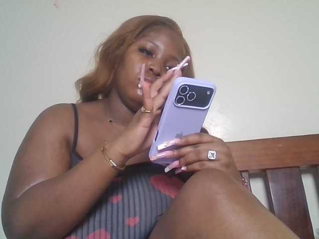 CuteTinkerbella live cam on BongaCams