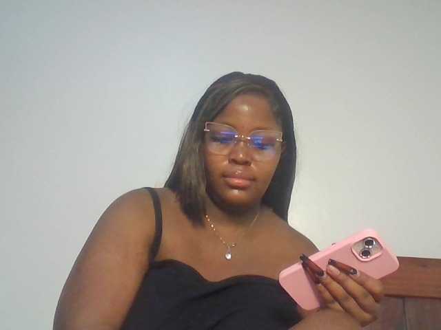 CuteTinkerbella live cam on BongaCams