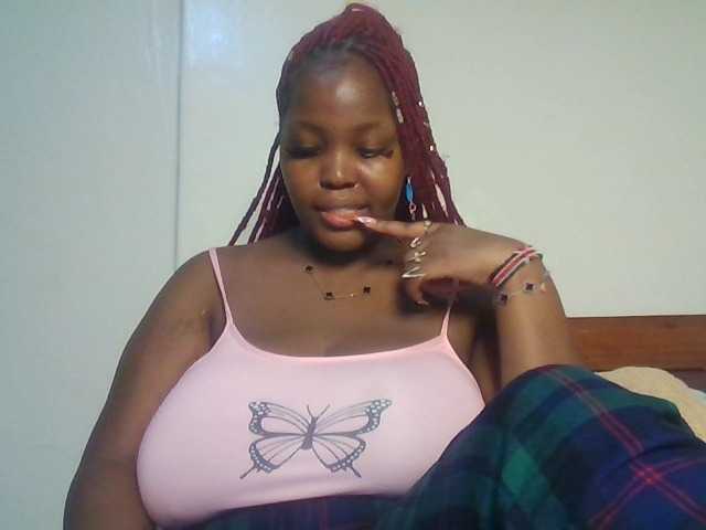 CuteTinkerbella live cam on BongaCams