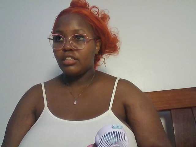 CuteTinkerbella live cam on BongaCams