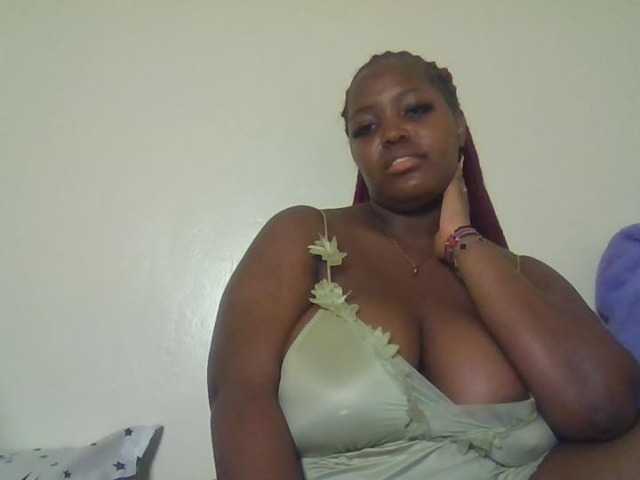CuteTinkerbella live cam on BongaCams