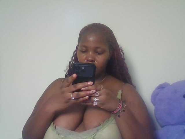 CuteTinkerbella live cam on BongaCams