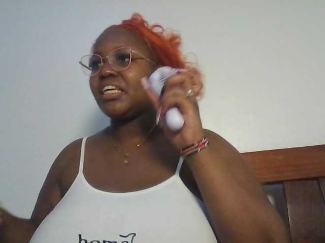 CuteTinkerbella live cam on BongaCams