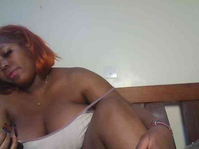 CuteTinkerbella webcam