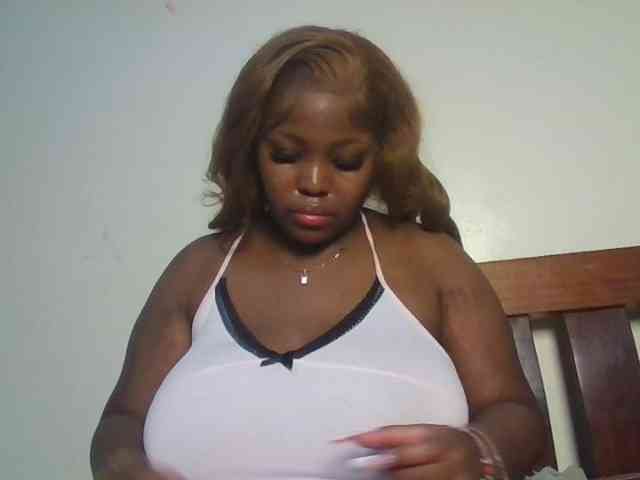 CuteTinkerbella webcam