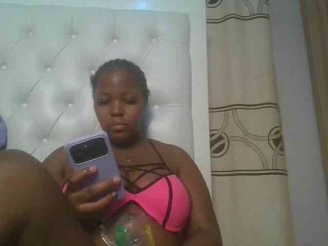 CuteTinkerbella webcam