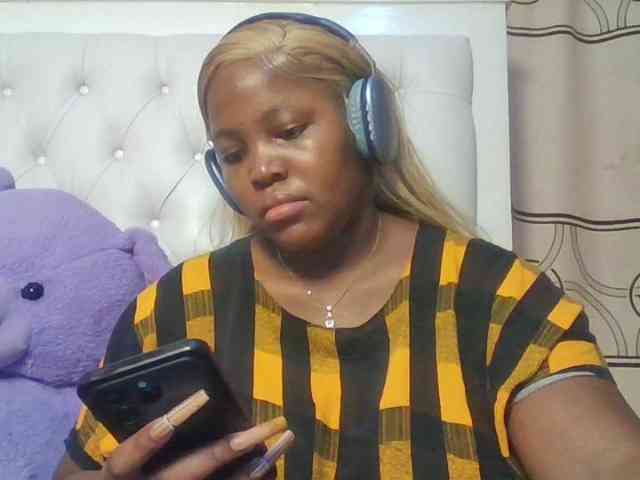 CuteTinkerbella webcam