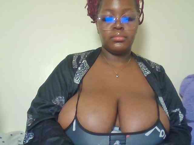 CuteTinkerbella webcam