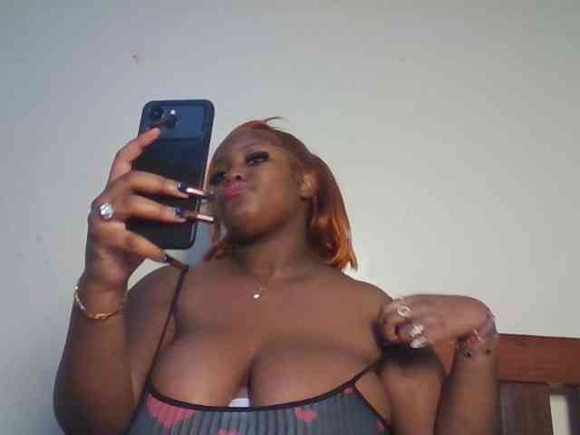 CuteTinkerbella webcam