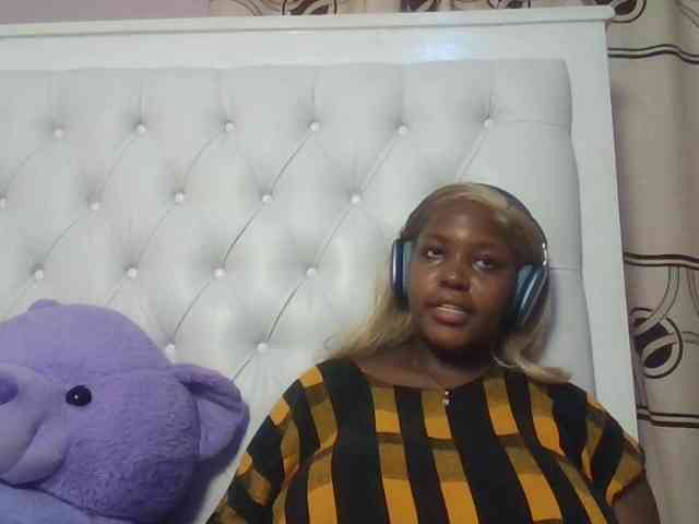 CuteTinkerbella webcam