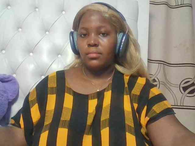 CuteTinkerbella webcam