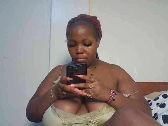 CuteTinkerbella webcam