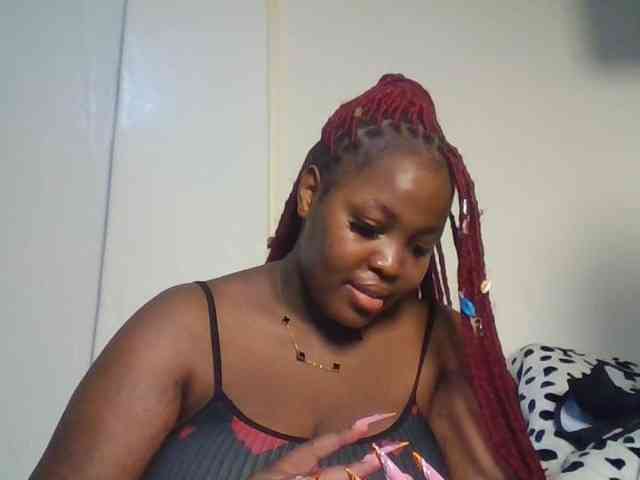 CuteTinkerbella webcam
