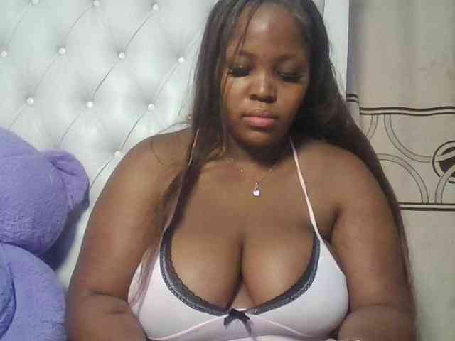 CuteTinkerbella webcam