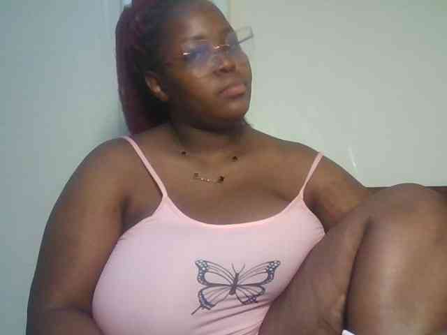 CuteTinkerbella webcam