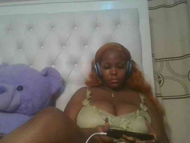 CuteTinkerbella webcam