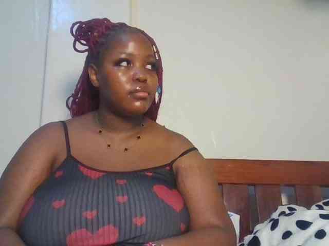 CuteTinkerbella webcam
