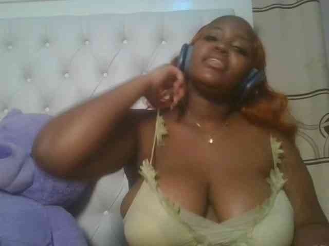 CuteTinkerbella webcam