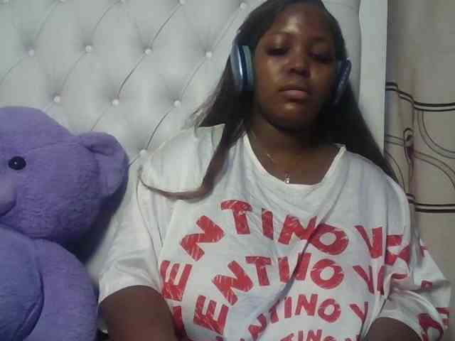 CuteTinkerbella webcam