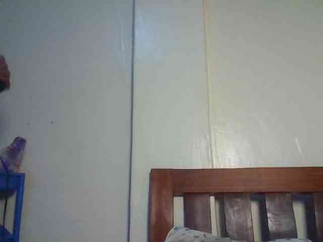 CuteTinkerbella webcam