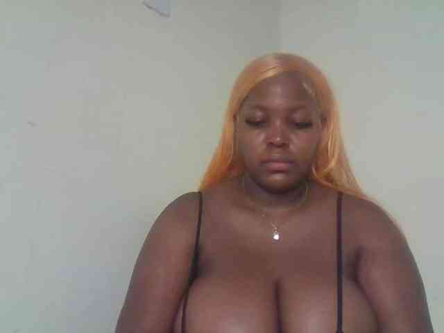 CuteTinkerbella webcam