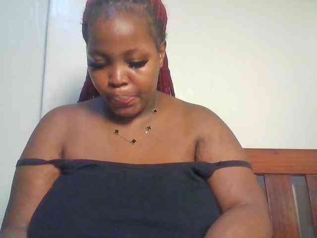 CuteTinkerbella webcam