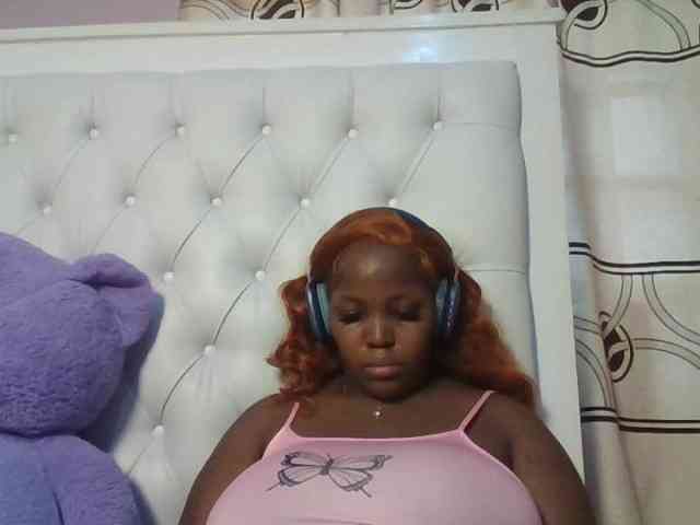 CuteTinkerbella webcam