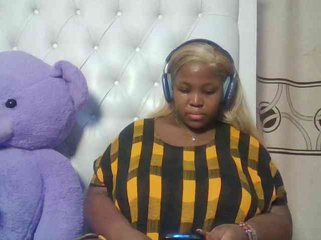 CuteTinkerbella webcam