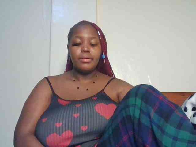 CuteTinkerbella webcam