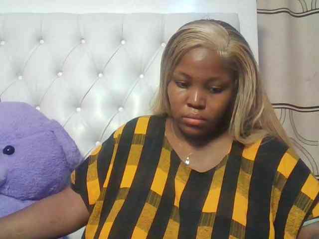 CuteTinkerbella webcam