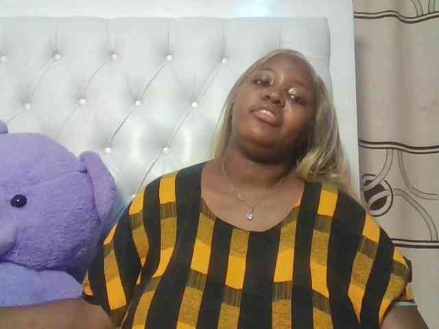 CuteTinkerbella webcam