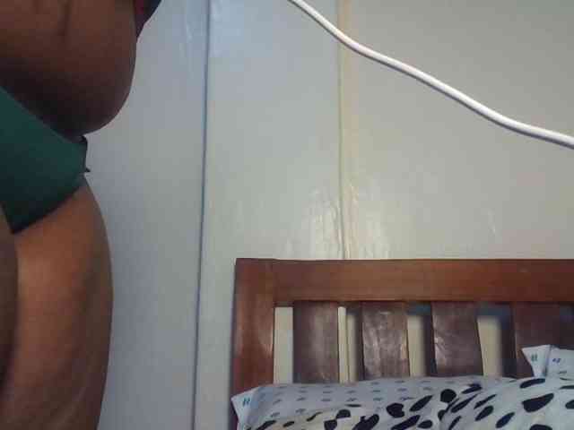 CuteTinkerbella webcam