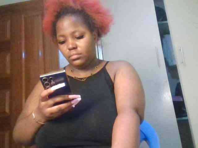 CuteTinkerbella webcam