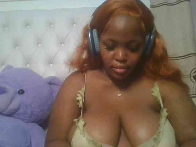 CuteTinkerbella webcam