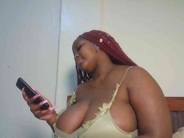 CuteTinkerbella webcam