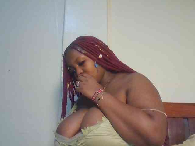 CuteTinkerbella webcam