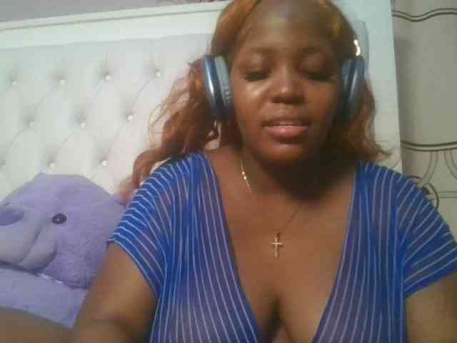 CuteTinkerbella webcam