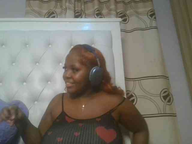 CuteTinkerbella webcam